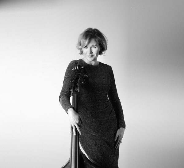 Nicki Parrott